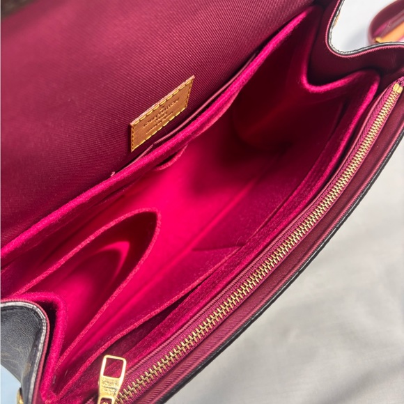 Louis Vuitton Monogram Cluny Bb Sold - Picture 15 of 16